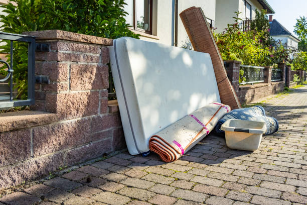 Best Yard Waste Removal  in Valley Cottage, NY